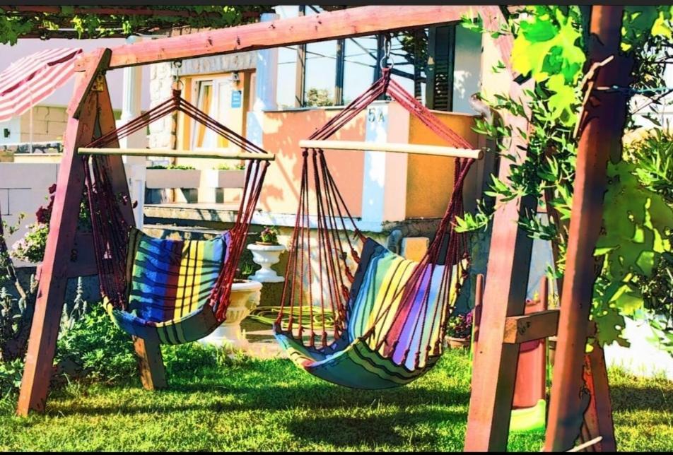 Apartman Sous Les Rochers Grižane Exterior foto